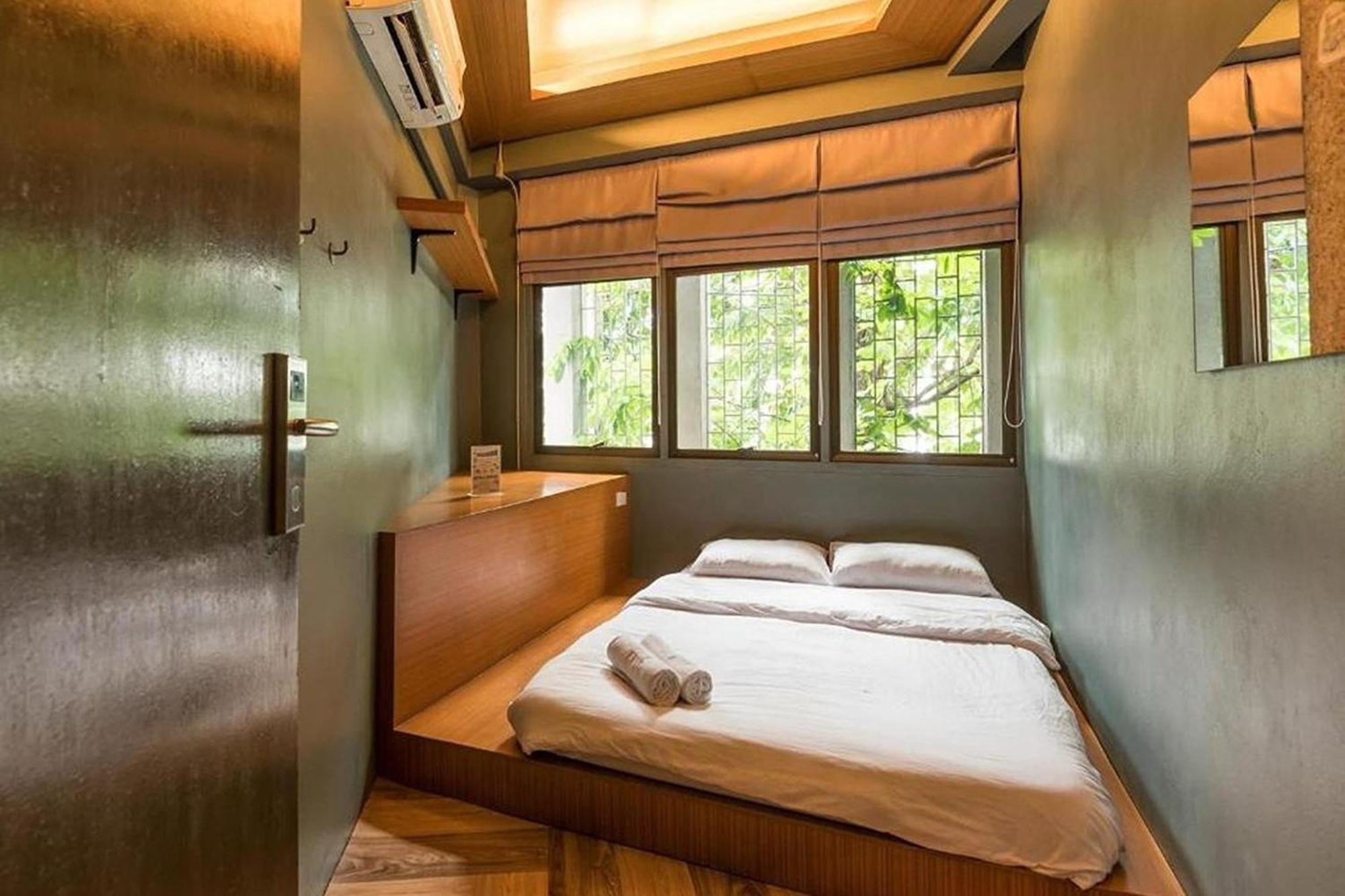Loftel 22 Hostel Банкок Екстериор снимка